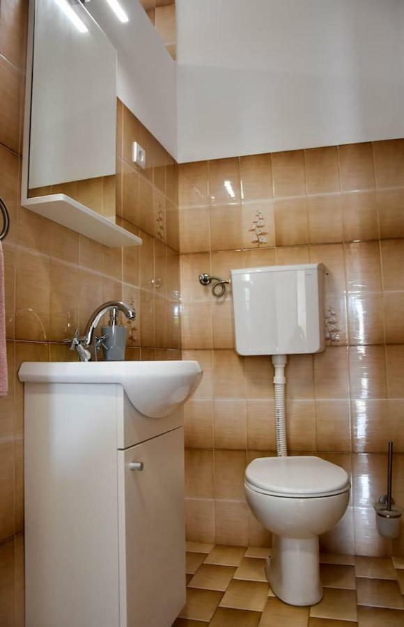 Apartment Rafael Pag Town Bagian luar foto