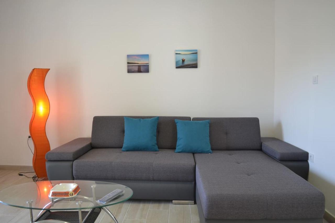 Apartment Rafael Pag Town Bagian luar foto